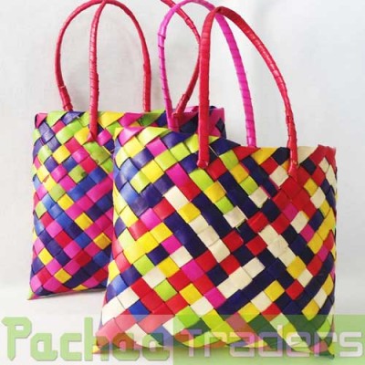 Panai Olai Palm Leaf Sewing Purse With Handle Panai Olai Palm Leaf Sewing Purse With Handle